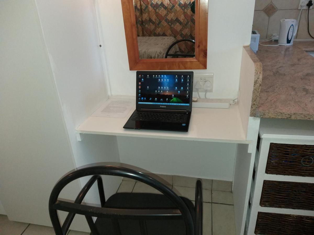Dj's In Table View 3*