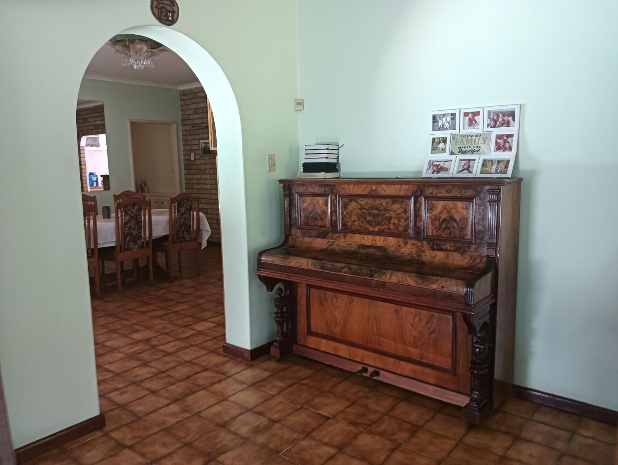 Dj's In Table View Bed & Breakfast 3*